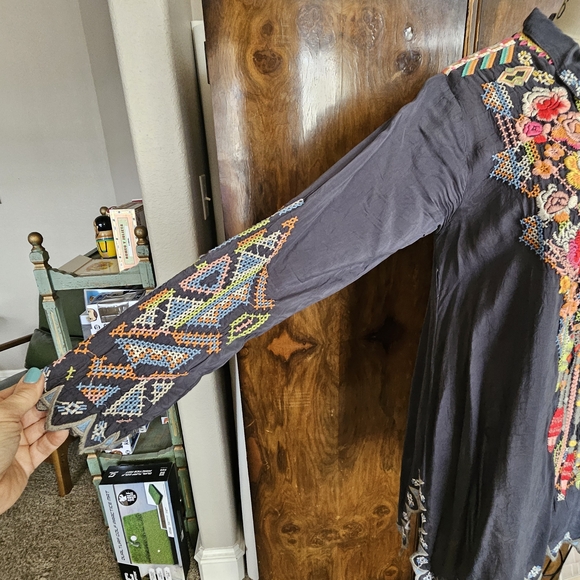 Johnny Was Multicolor Embroidered Tunic - Picture 6 of 8
